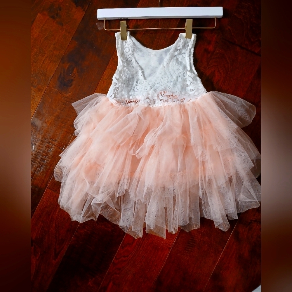 White and Peach Tulle Dress - Picture 4 of 10
